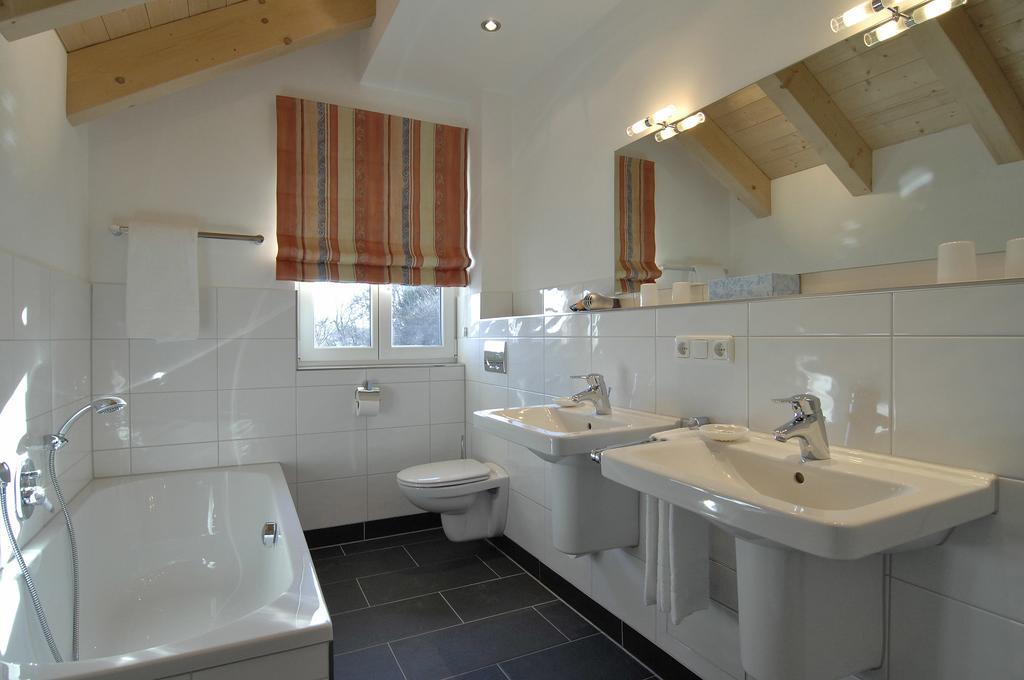 Landhaus Sixtmuehle Hotel Taufkirchen  Eksteriør billede